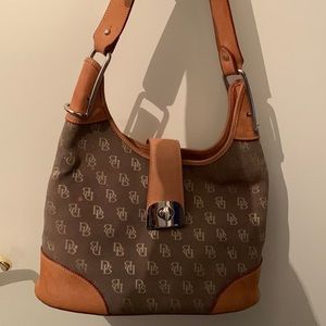 Dooney&Bourke satchel